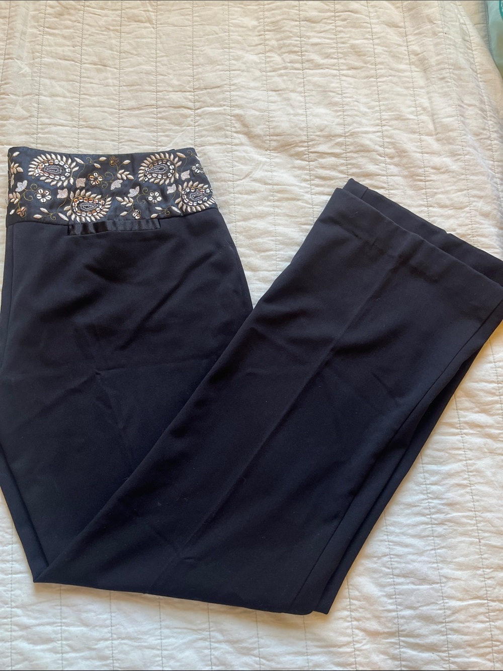 Vintage Y2K low rise Guess Black pants embroidered sequin waist detail